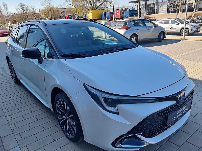 Toyota Corolla Touring Sports Hybrid 1.8 Black&White