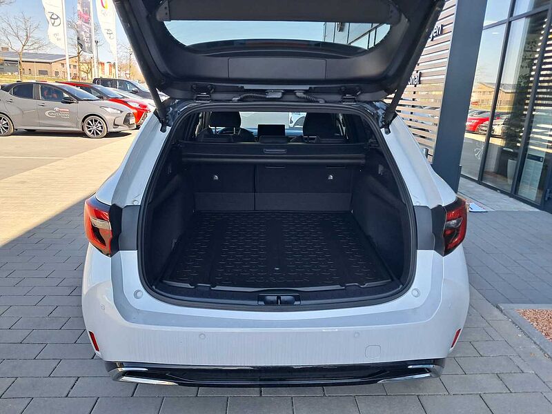 Toyota Corolla Touring Sports Hybrid 1.8 Black&White
